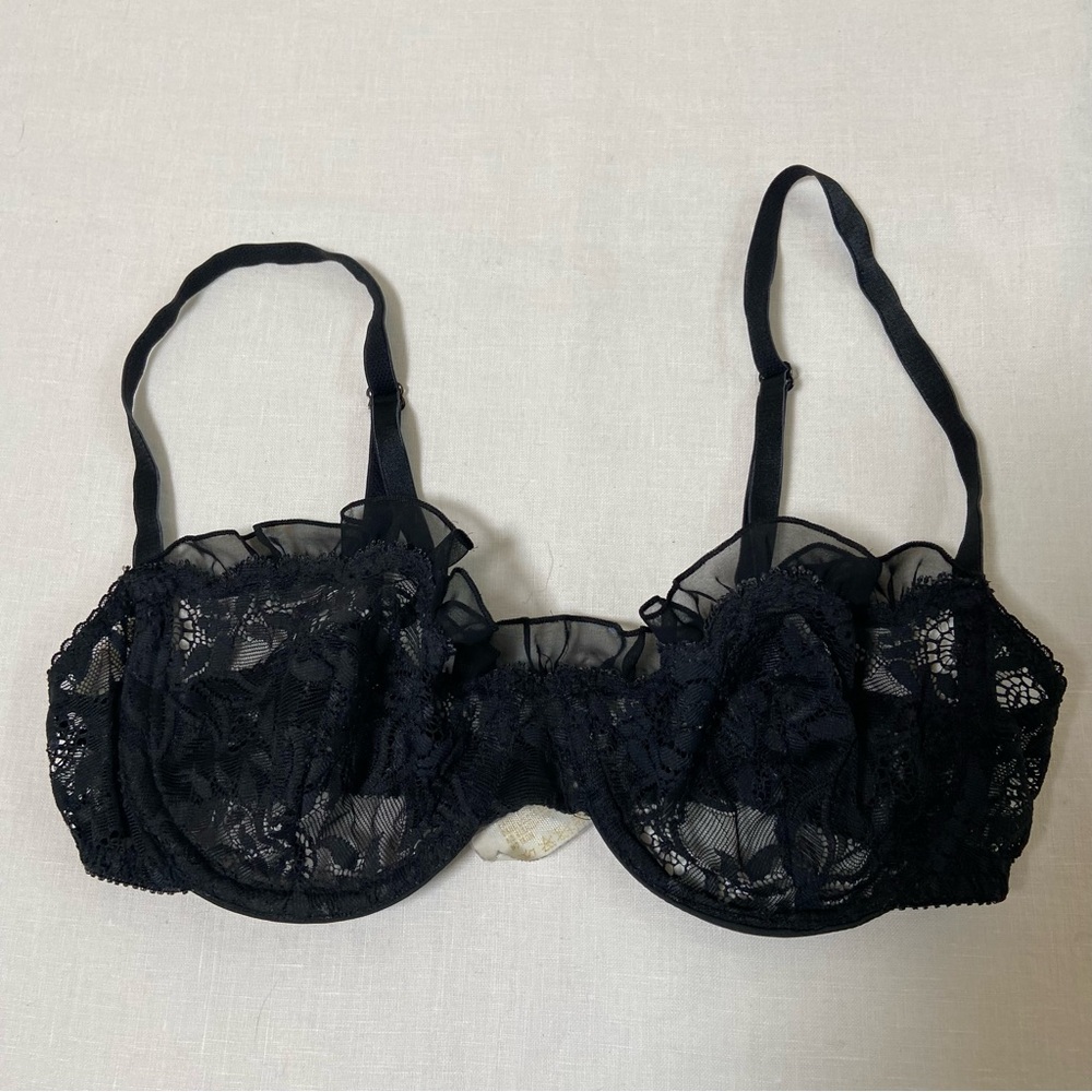 Vintage Victorias Secret Lace Bra